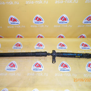 Кардан SUBARU BL5/BP5 EJ256 R На гранате. Длинна передней части от середины крестовины до подвестного-43.5 см.