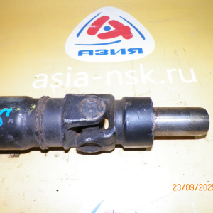 Кардан SUBARU BL5/BP5 EJ256 R На гранате. Длинна передней части от середины крестовины до подвестного-43.5 см.