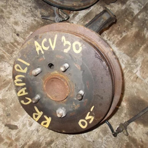 Ступица TOYOTA ACV30 зад, прав ABS dram