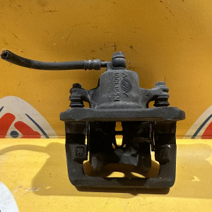 Суппорт Honda RF1/RF2 Stepwgn зад, прав 43018-SX0-000