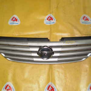 Решетка радиатора NISSAN Serena C24 '2001-2004