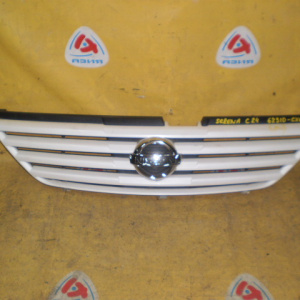 Решетка радиатора NISSAN Serena C24 '2001-2004
