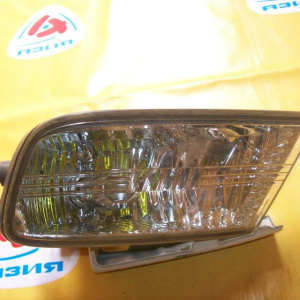 Туманка TOYOTA R UZS171