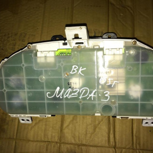 Панель приборов Mazda 3 BK5P '2008 (USA)