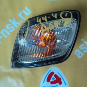 Габарит TOYOTA L Ipsum SXM10 '1996 Дефект стекла