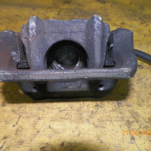 Суппорт Honda RF3/RF4/RF5 Stepwgn зад, прав (10CL15SN)