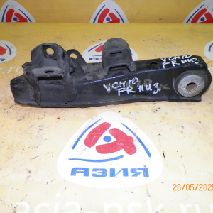 Рычаг Toyota LH100/LH102/LH113/LH125/LH140/RZH100/VCH10/RCH11/KCH10/KCH40/RCH41 Regius Ace/Granvia/Hiace Regius перед, прав н 2WD