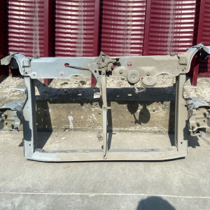 Рамка радиатора TOYOTA Will Cypha NCP70 53210-52120
