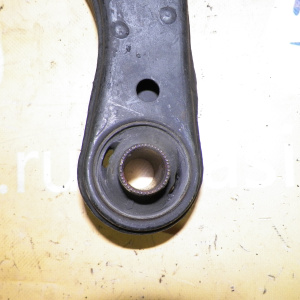 Рычаг TOYOTA AE110/AE111/AE114/AE115/EE111/EE110/CE110/CE114/CE116 '1995-2000 перед, прав с креплением под стабилизатор 48068-12171