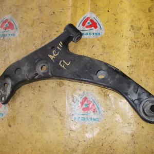 Рычаг TOYOTA AE110/AE111/AE114/AE115/EE111/EE110/CE110/CE114/CE116 '1995-2000 перед, лев с креплением под стабилизатор 48069-12171