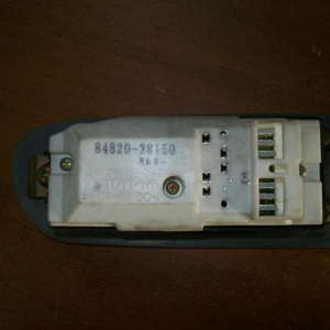 Пульт стеклоподъемника TOYOTA Lite Ace Noah/Town Ace Noah #R40/#R50 '1996- перед, прав гр.пасс.