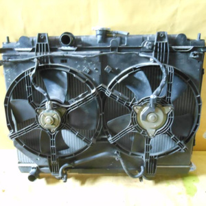 Радиатор охлаждения NISSAN TC24 Serena QR20 a/t