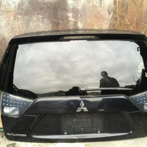 Дверь задняя MITSUBISHI Outlander CW5W '2005-2012 спойлер в