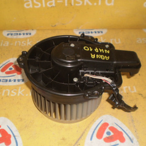 Моторчик печки Toyota NHP10 Aqua