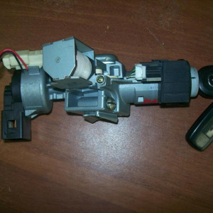 Замок зажигания Mazda BK5P 3 usa