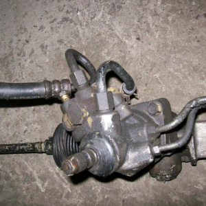 Рулевая рейка TOYOTA CR23 2WD (28250)