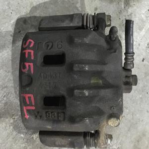 Суппорт Subaru SF5 Forester перед, лев 2 поршня 4317