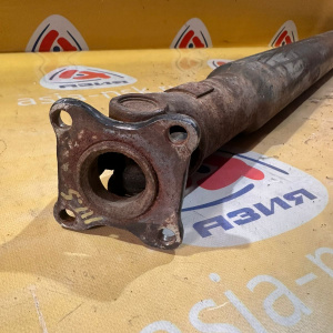 Кардан Suzuki TA02W/TA52W/TD62W/TL52W/TD52W Grand Vitara/Escudo R Длинна по центрам креставин-111.5 см  18 ШЛИЦОВ