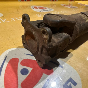 Кардан TOYOTA VZN185/HZJ70/VZJ95/VZJ90/HZJ75/ 4Runner/Hilux Surf/Land Cruiser Prado 1HZ/3RZFE/5VZFE '2000 F a/t usa 630mm (ОБЩАЯ ДЛИНА 72 СМ ) PN02 37