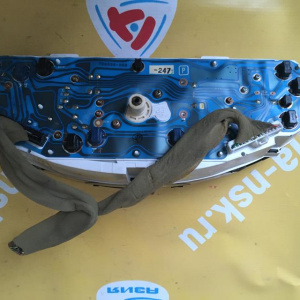 Панель приборов Mazda Demio DW3W '1996 дефект крепления