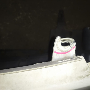 Бампер NISSAN Wingroad Y12 перед ДЕФЕКТ 62022-CV040