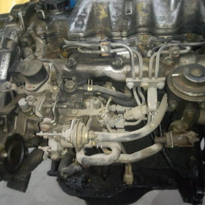 Двигатель TOYOTA 1C-1520140 передний привод без навесного CE90