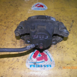 Суппорт Nissan C33 Laurel перед, лев
