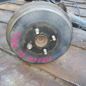 Балка Toyota NZE141/ZRE141/ZRE142/ZZE141/ZZE142/CE140 Corolla Fielder ABS DRAM. В сборе с троса ручника. R