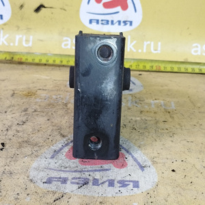 Подушка двигателя Toyota 3S/1AZ-FSE Nadia SXN10/ACN10 ДЕФЕКТ F 12361-16290/AV-70897/12361-28150