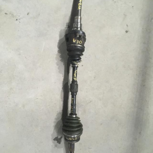 Привод Nissan JNU30/JU30/JVNU30/NU30/U30/VNU30 Bassara/Presage KA24DE/YD25DDT перед, прав 4WD ABS 39100AD375/39100AD315