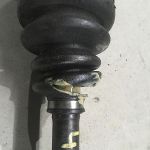 Привод Nissan JNU30/JU30/JVNU30/NU30/U30/VNU30 Bassara/Presage KA24DE/YD25DDT перед, прав 4WD ABS 39100AD375/39100AD315