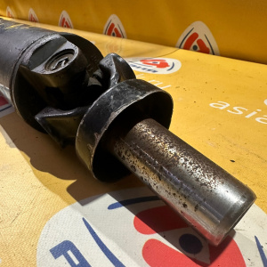 Кардан TOYOTA UCK35/UCK45 Sequoia 2UZ R a/t (ОБЩАЯ ДЛИНА 180 СМ ) 37110-0C040