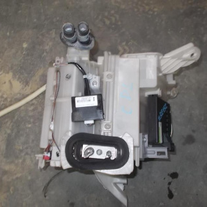Печка TOYOTA ZRE152 Auris салонная (радиатор печки+рад.конд.)