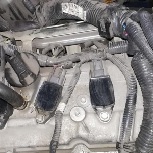 Двигатель Nissan HR15-023205D передний привод без навесного Juke '2013