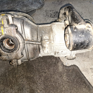 Редуктор NISSAN VENY11/VHNY11/WHNY11/WHY11/PNW11/VNW11/VENW11/JTNU30/TNU31/NB30/RNM12/TNP12/C24/C25/J31 QG18/QR20/QR25/MR20/YD22 R 4WD Муфта механичес