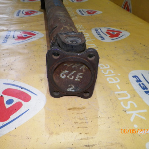 Кардан ISUZU Elf NKR66E 4HE1 R задняя часть с подвесным подшипником.