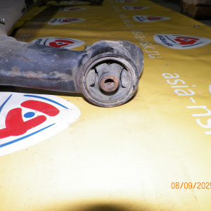 Балка Toyota SV50/AZV50/ACT/ZCT10 Vista/Vista Ardeo '2000-2003 2WD ABS DISK .Голая без ступиц. R 42101-32040