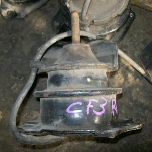 Подушка двигателя Honda F18B/F20B/F23A Accord CL3/CF3/CF4/CF5 зад. R S0A / 50810-S84-A83