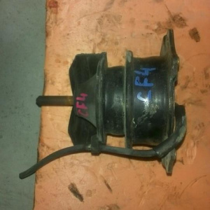 Подушка двигателя Honda F18B/F20B/F23A Accord CL3/CF3/CF4/CF5 зад. R S0A / 50810-S84-A83