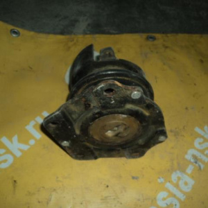 Подушка двигателя Honda F18B/F20B/F23A Accord CL3/CF3/CF4/CF5 зад. R S0A / 50810-S84-A83