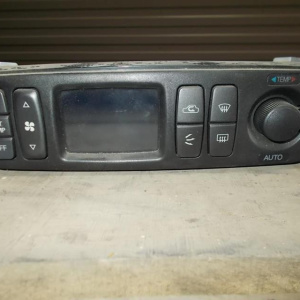 Климат-контроль MITSUBISHI EA1A