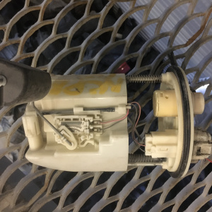 Бензонасос Toyota NCP80 (77020-52230)