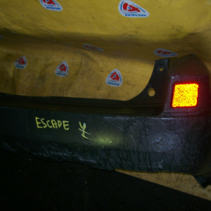 Бампер Ford Escape EPFW/TM3/TM1 '2000-2006 зад с катафотами