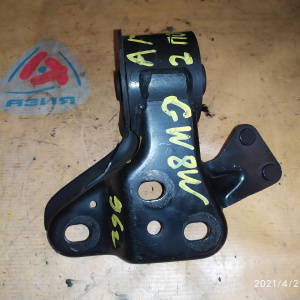 Подушка двигателя Mazda FP Capella GF8P/GW8W '1997- a/t 2-х поддонная перед, лев ( GA2C ) GE6T-39-070A