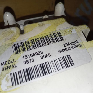 Блок управления климат-контролем Chevrolet GMT360/KC Trailblazer (дефект крепления слева) F 15084170,