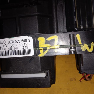 Блок подрулевых переключателей Audi A4 B7/8ED '2006 Универсал 4E0953503C +шлейф 4E0953541 8E0953549S