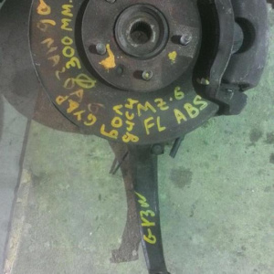 Ступица Mazda GY3W Atenza перед, лев 2-4WD ABS диск 300мм.