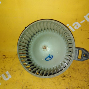 Моторчик печки Audi C5/4B5 A6 RHD-правый руль 4B2820021C