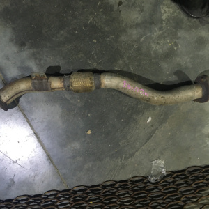 Глушитель TOYOTA Harrier MCU15 передняя часть №2