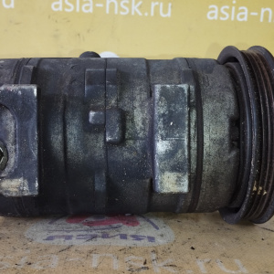 Компрессор кондиционера Toyota 5VZ Granvia VCH16 4 ручейка 447220-3720/-3721/-3722)
